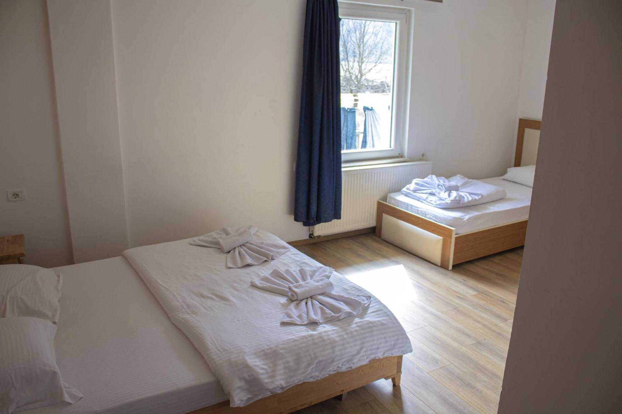 Bujtinat E Lugines Valbone Apart otel Dış mekan fotoğraf