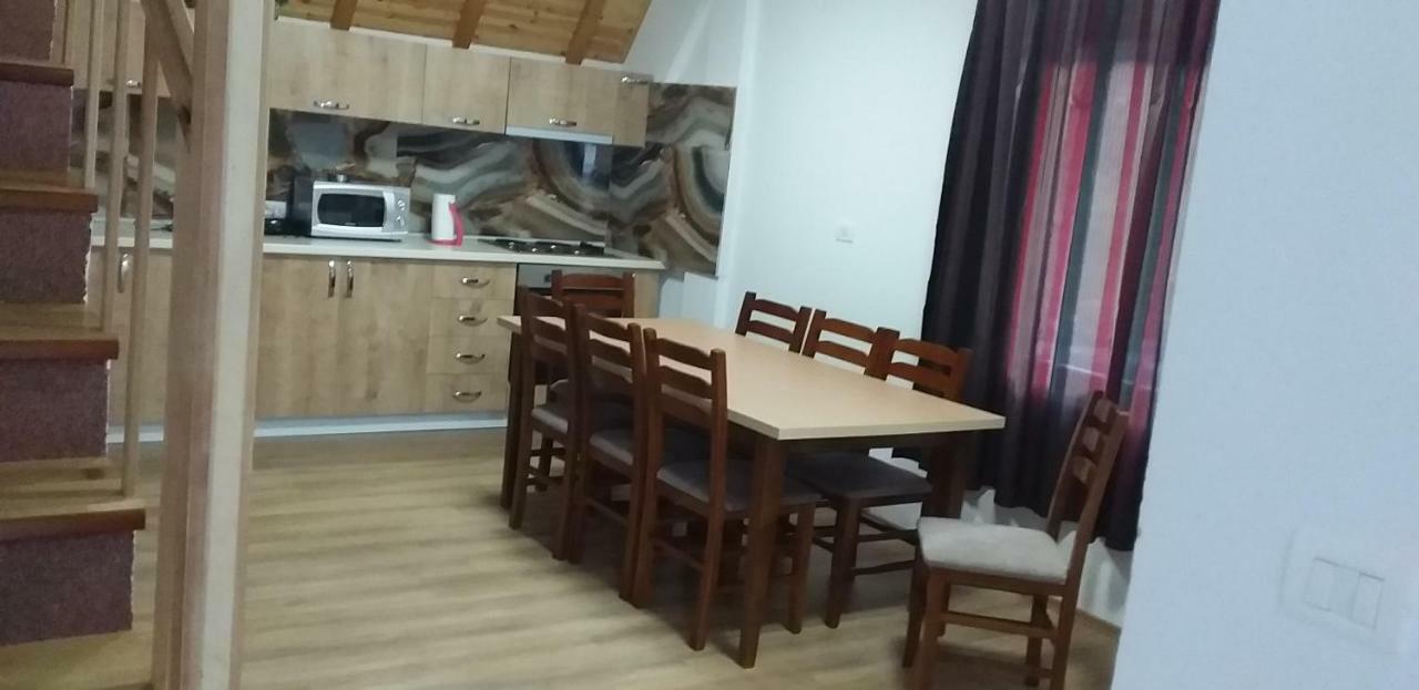 Bujtinat E Lugines Valbone Apart otel Oda fotoğraf