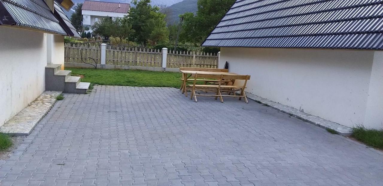 Bujtinat E Lugines Valbone Apart otel Dış mekan fotoğraf